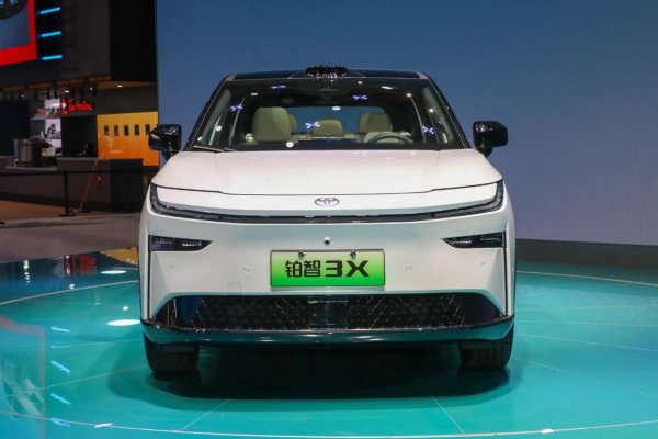 开云(中国)kaiyun网页版登录入口尤其是C柱之后的部分更像一台MPV车型-开云官网登录入口 开云app官网入口