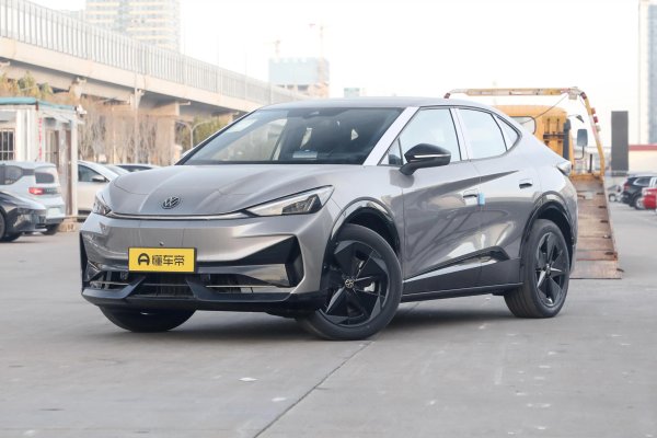 体育游戏app平台全液晶面貌搭配了15英寸中控屏幕-开云官网登录入口 开云app官网入口